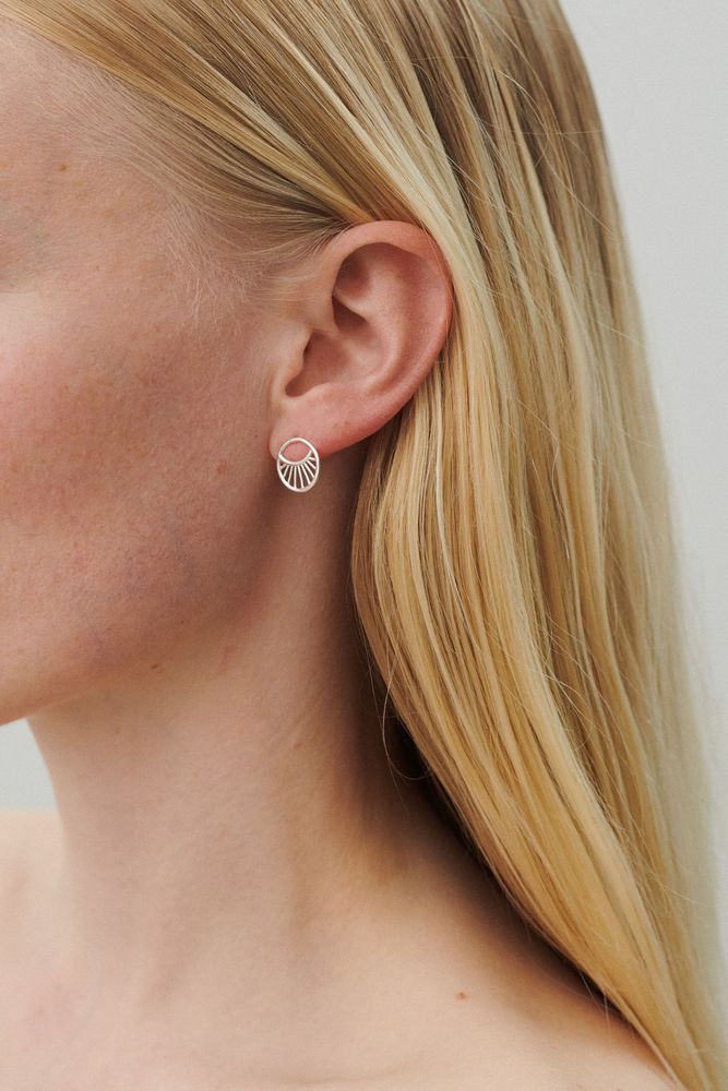 Pernille Corydon - Daylight Ohrstecker, vergoldet – Bild 2